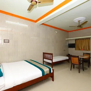 oyo-9992-panoramic-sea-resort.hotels-alappuzha.com/